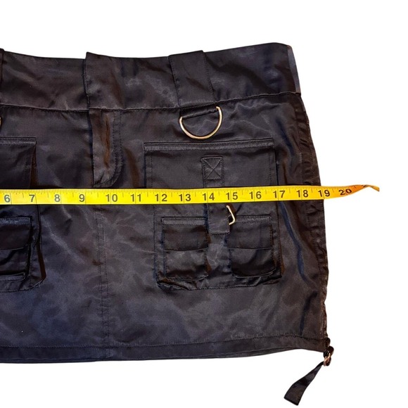 Weathervane Cargo Mini Skirt Womens 9 Black Excellent Y2K Utility D-Ring Pockets - Picture 8 of 9